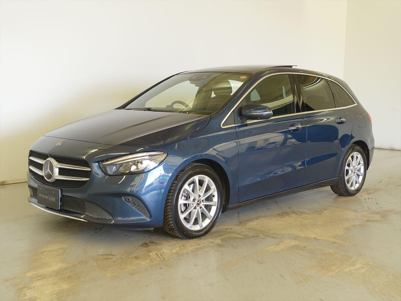 B200 d レザーエクスクルーシブパッケージ・レーダーセーフティパッケージ・アドバンスドパッケージ・ナビゲーションパッケージ