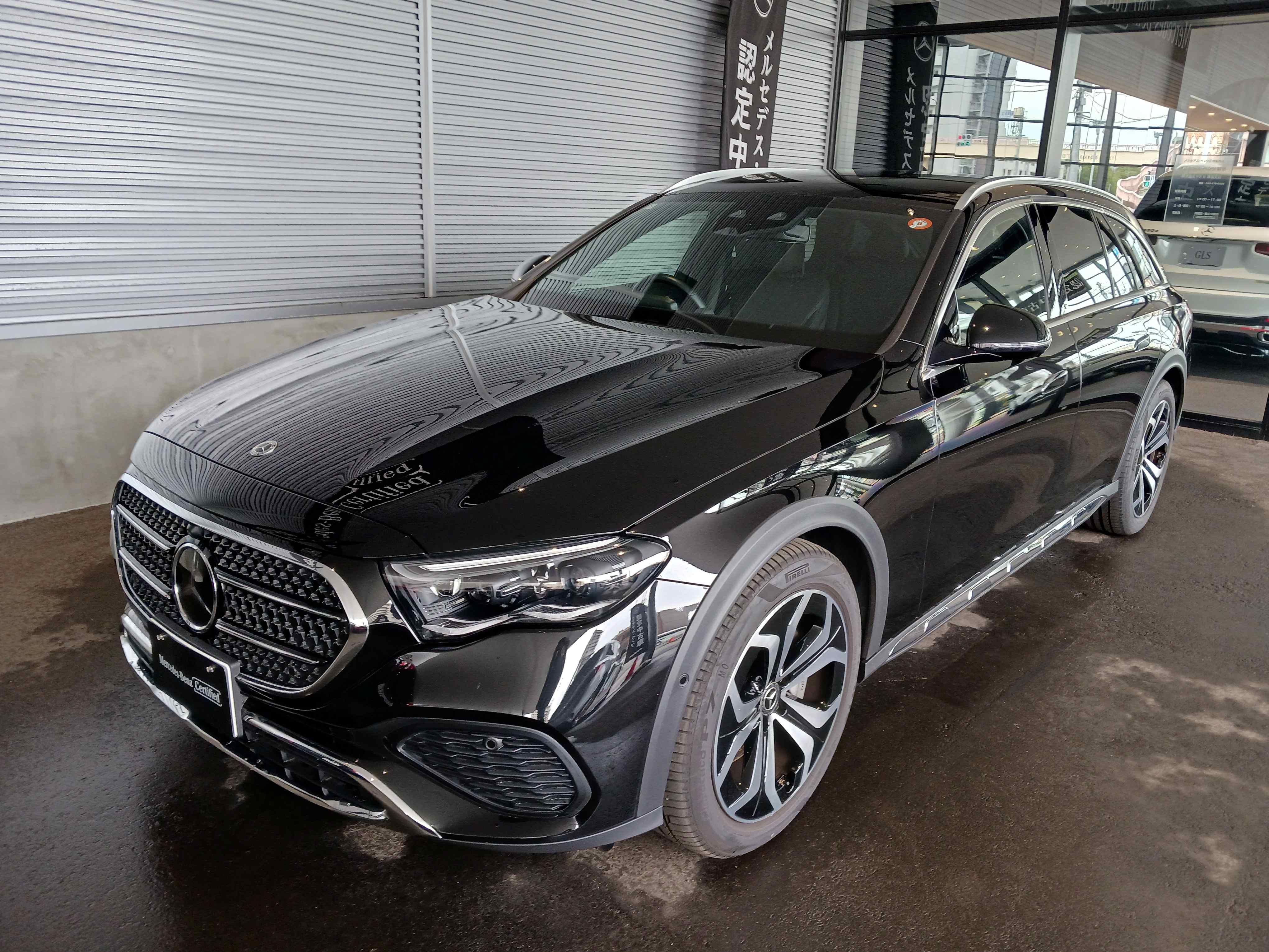E220 d 4MATIC オールテレイン レザーエクスクルーシブパッケージ・アドバンスドパッケージ・デジタルインテリアパッケージ