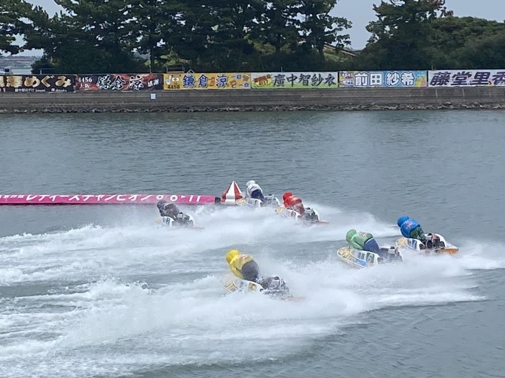 レース観戦