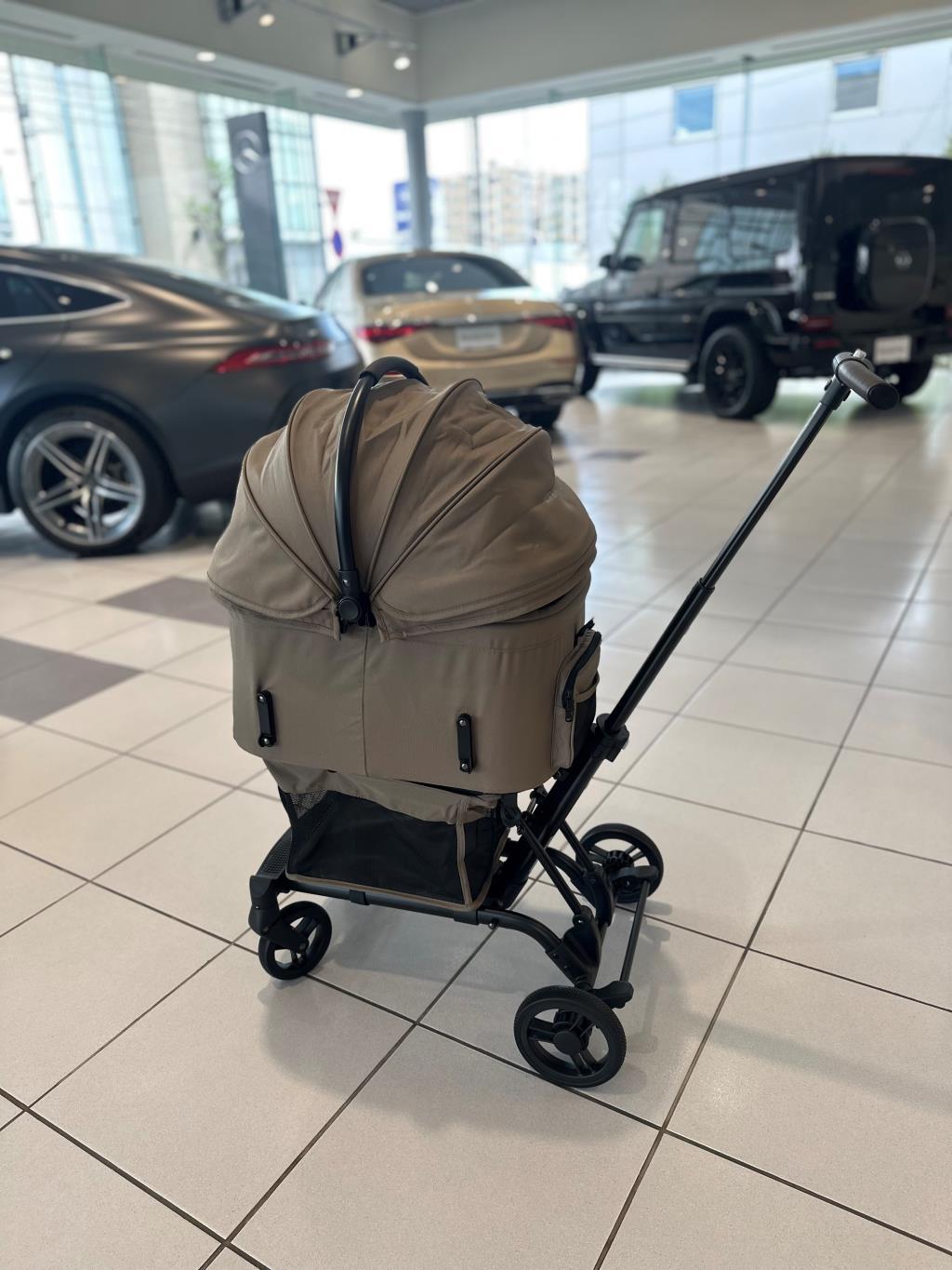 【新品・未使用】Mercedes-Benz × AIRBUGGY WIZ X AIRBUGGY エアバギー】wiz X パールホワイト・ビンテージカーキ