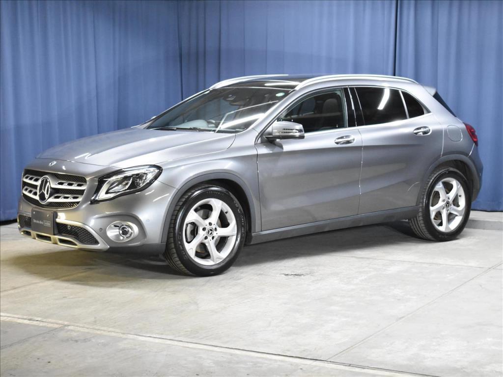 新着情報　GLA２２０ 4マチック