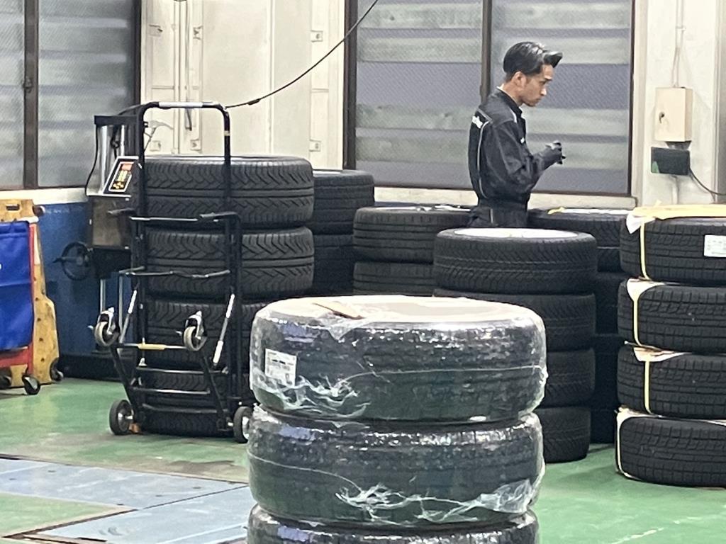 タイヤ交換