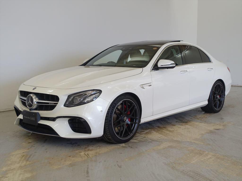 ☆新入荷☆おすすめ車のご紹介【ＡＭＧ Ｅ６３】